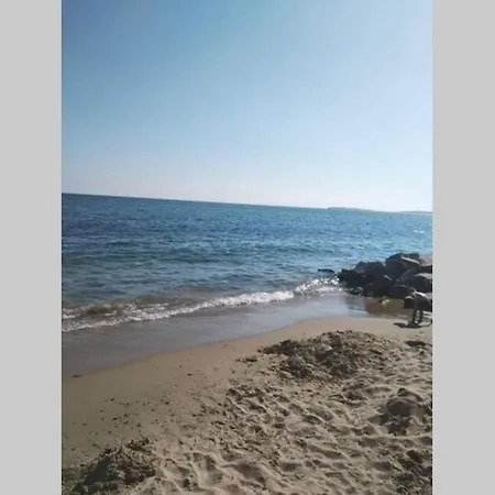 Nessebar, South Beach, Larisa, * نيسيبار