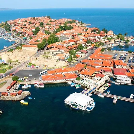 Nessebar, South Beach, Larisa, Nesebar