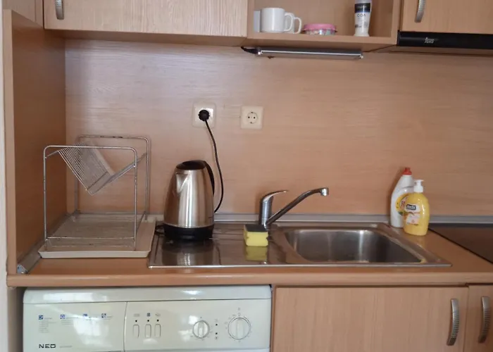 Nessebar, South Beach, Larisa, * Nesebar